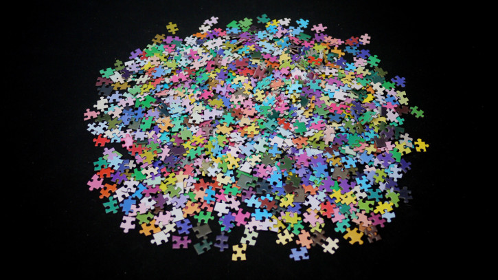 1000 Colours Puzzle Pieces