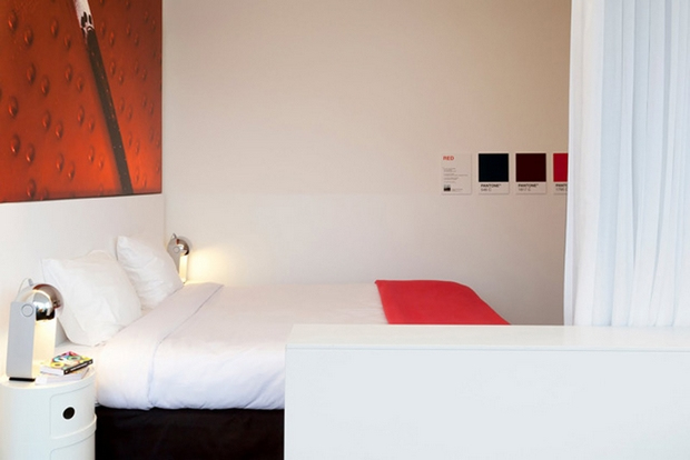 PANTONE Hotel Room